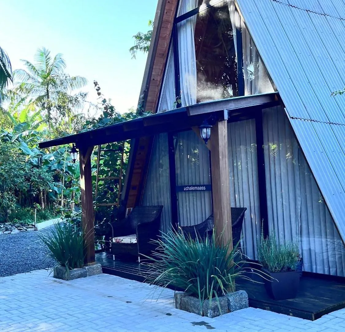 Chale De Madeira Com Vista Para O Rio Pomerode Chalet